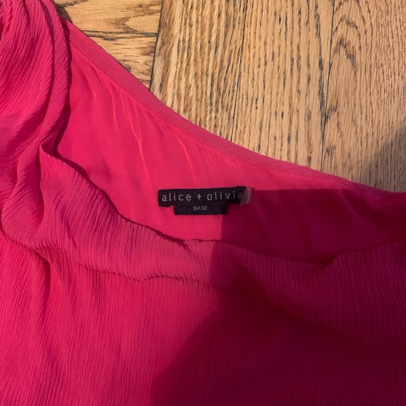 Alice + Olivia Top - Picture 4 of 5